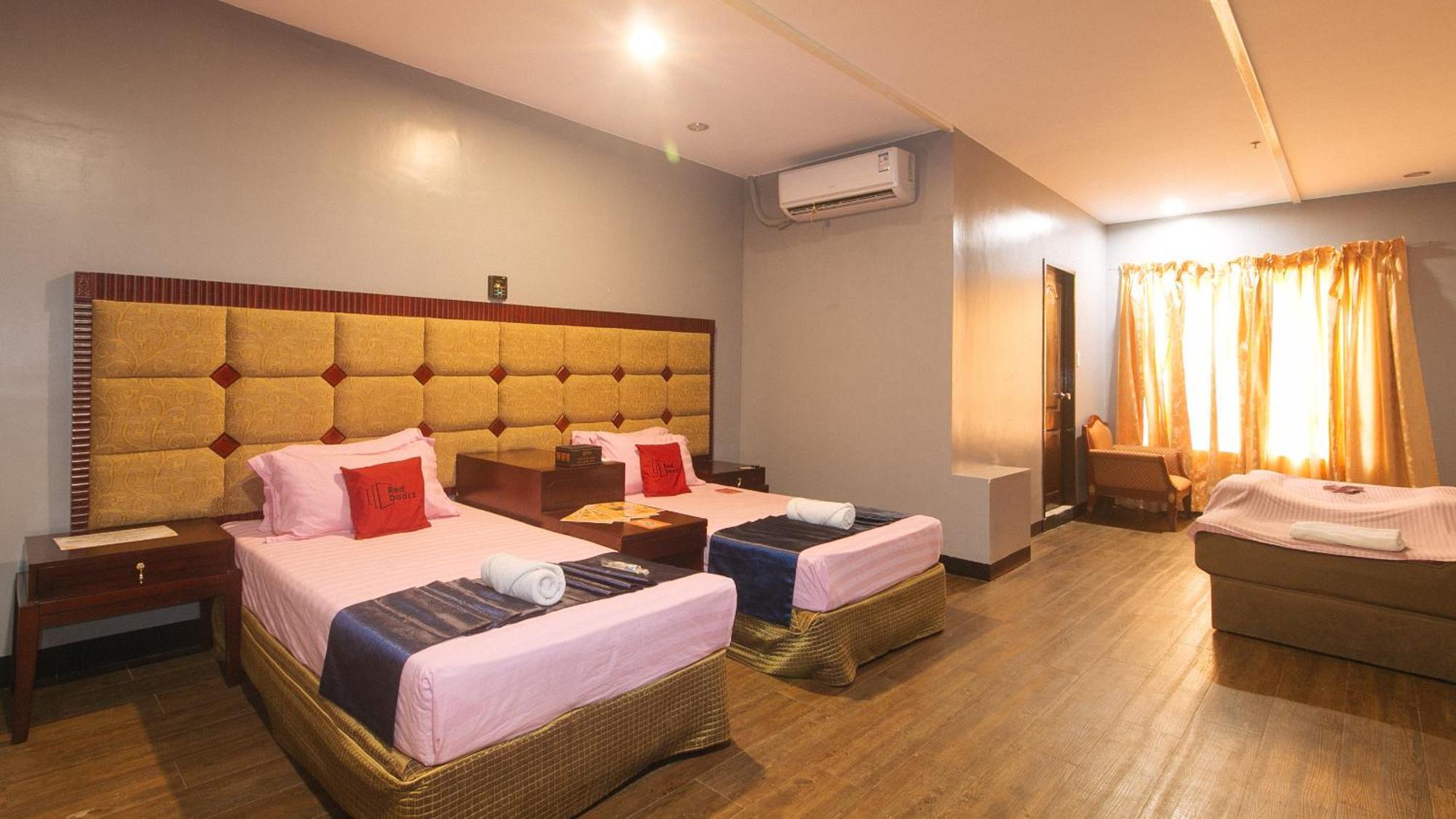 Reddoorz Premium At Jjimjbang Hotel Spa Manila Exterior foto