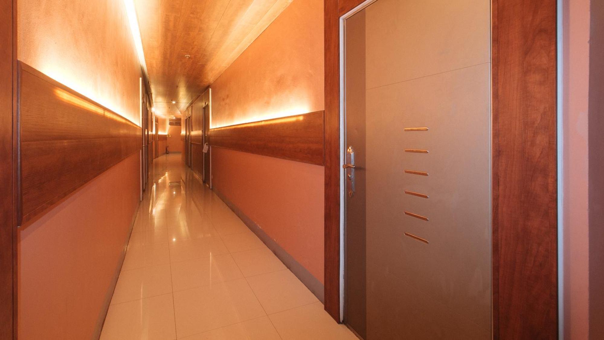 Reddoorz Premium At Jjimjbang Hotel Spa Manila Exterior foto